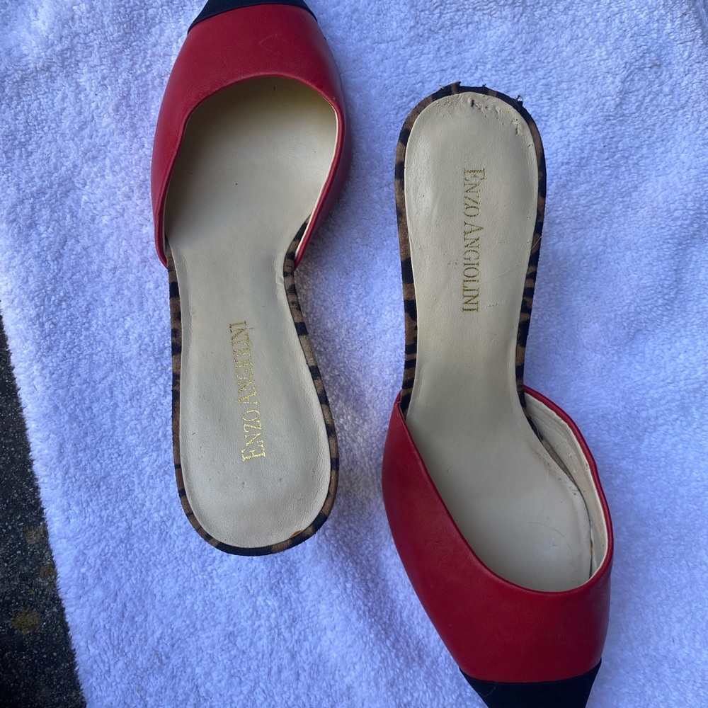 Enzo Angiolini Red and Black Pointed Toe Slide Mules - Picture 2 of 4